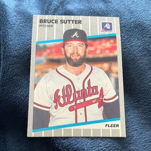 Fleer Baseball Trading Card - Atlanta Braves
